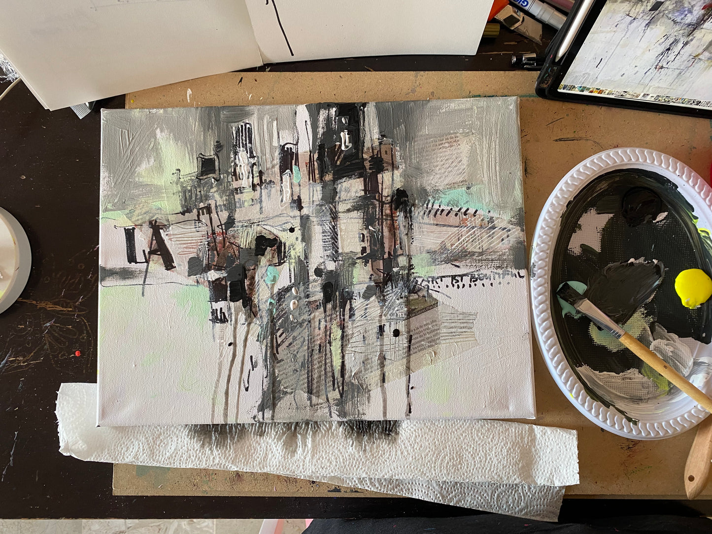 Утренний город. Абстракция