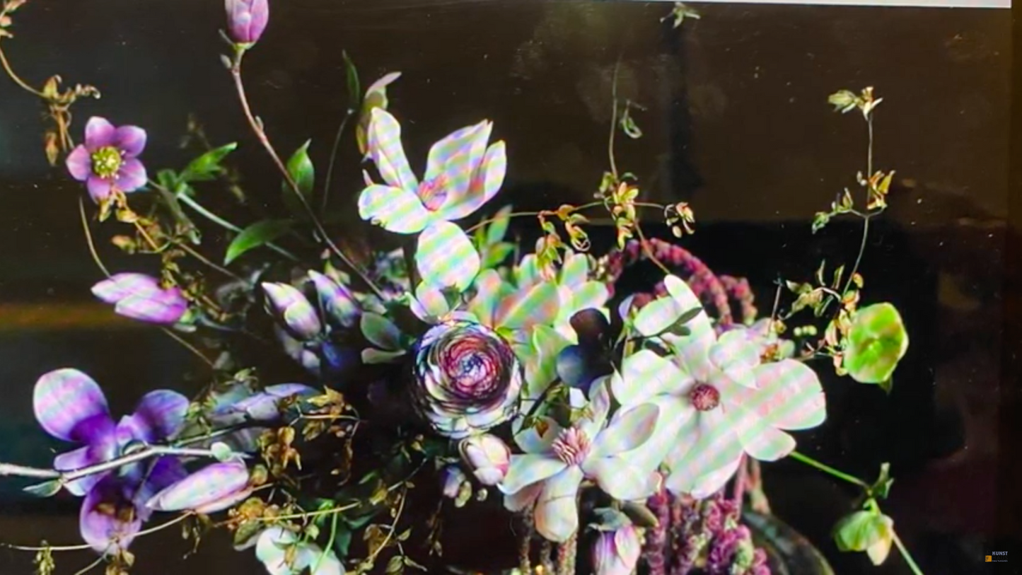 Холодные цветы. Акриловая вязь